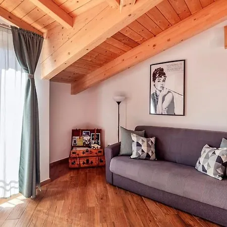 Tiffany House - In The Heart Of Albenga! Apartment