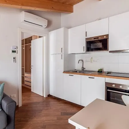 Apartment Tiffany House - In The Heart Of Albenga! Albenga
